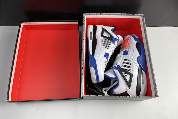 AIR JORDAN 4 RETRO 