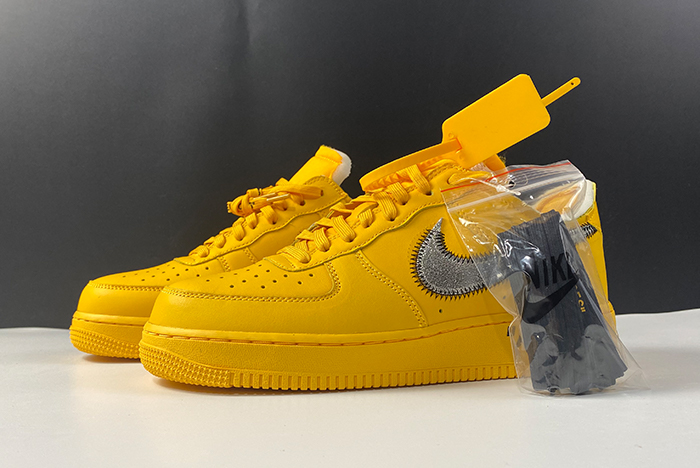 Nike Air Force 1 Low Off-White  University Gold Metallic Silver DD1876-700