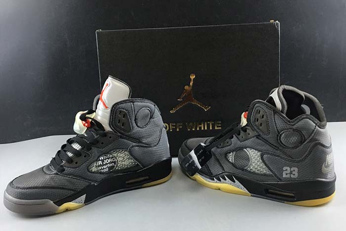 Off-White  AIR JORDAN 5 SP BLACK MUSLIN FIRE RED CT8480-001