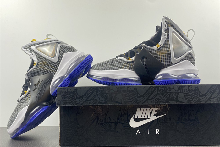 Nike Lebron  DC9340-002