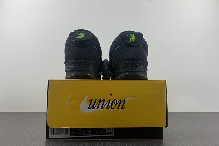 Union x Nike Cortez  DR1413-001