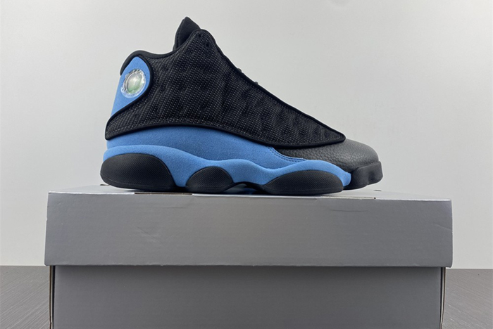 Air Jordan 13 “University Blue”  DJ5982-041