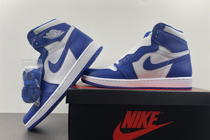 Air Jordan1 Retro Stom Blue 555088-127