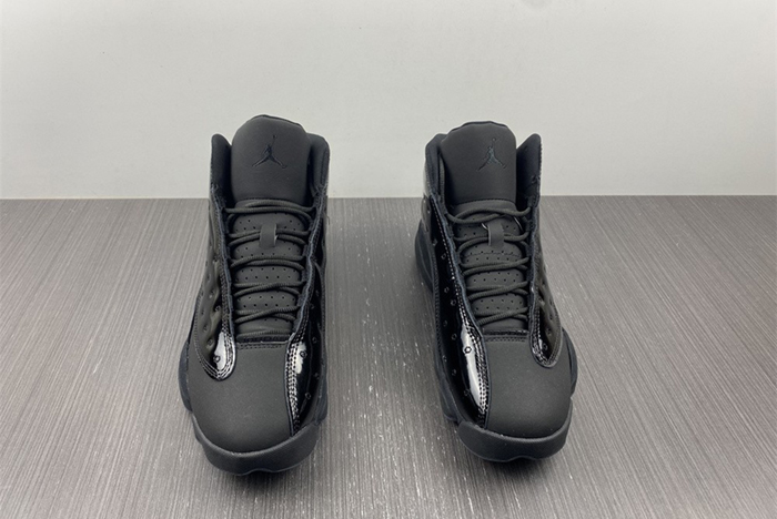 Air Jordan 13 cap and gown 414571-012