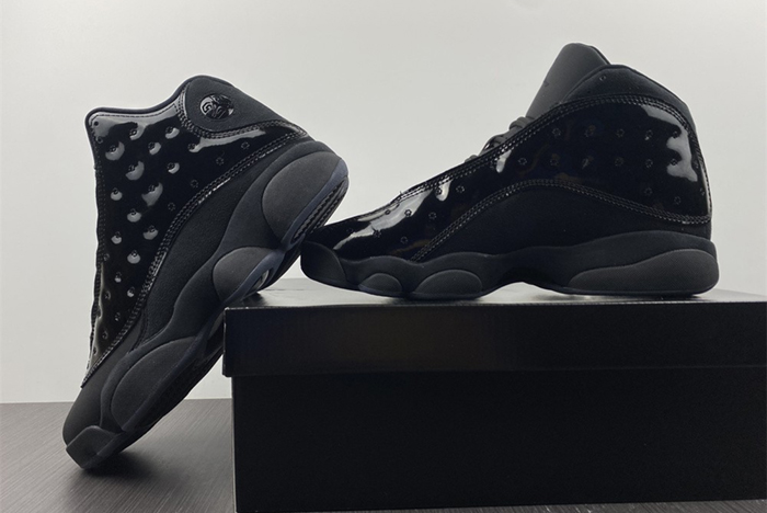 Air Jordan 13 cap and gown 414571-012