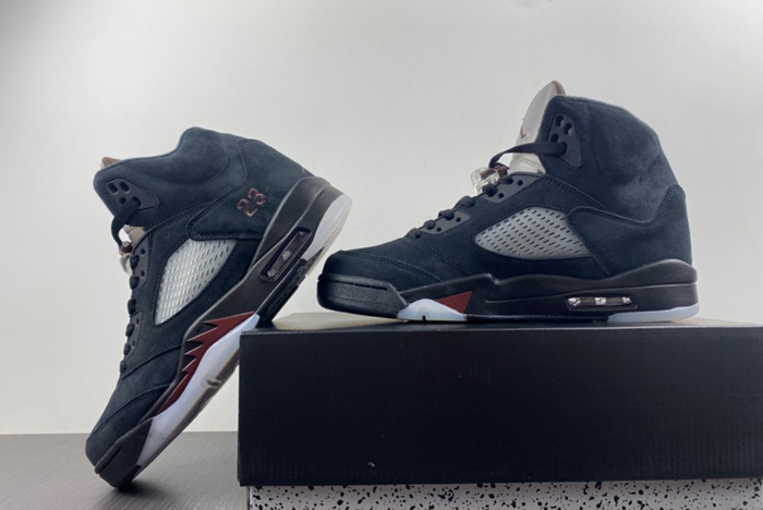 A Ma Maniére x Air Jordan 5 “Black”  FD1330-001