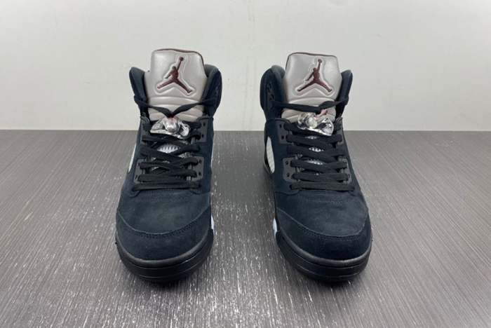 A Ma Maniére x Air Jordan 5 “Black”  FD1330-001