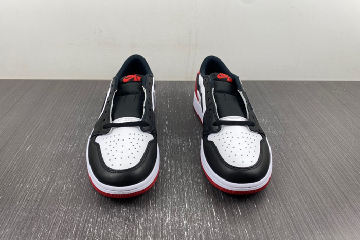 Air Jordan 1 Low OG “Black Toe”  CZ0790-106