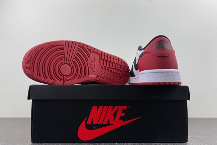 Air Jordan 1 Low OG “Black Toe”  CZ0790-106