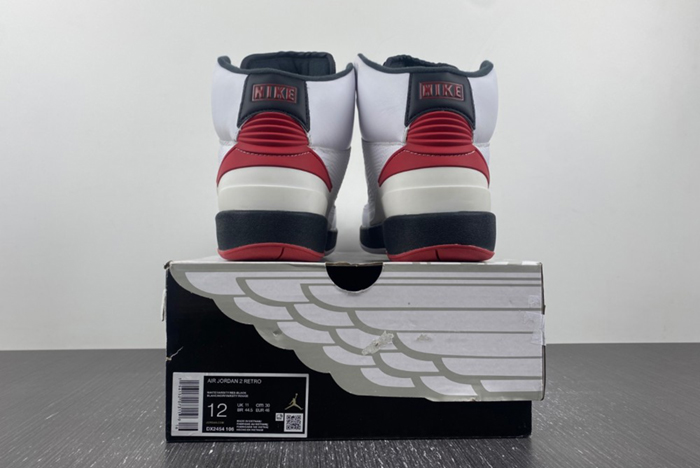 Air Jordan 2 OG “Chicago”  DX2454-106