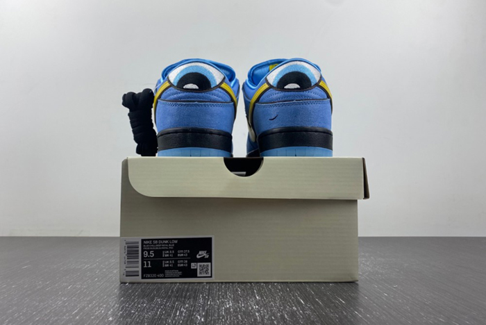 The Powerpuff Girls x Nike SB Dunk Low “Bubbles”  FZ8320-400