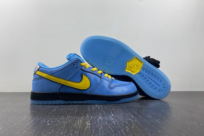 The Powerpuff Girls x Nike SB Dunk Low “Bubbles”  FZ8320-400