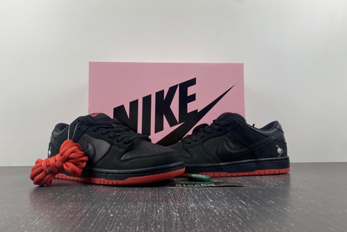 Nike Dunk SB Low TRD QS “Pigeon”  883232-008
