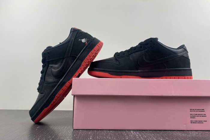 Nike Dunk SB Low TRD QS “Pigeon”  883232-008