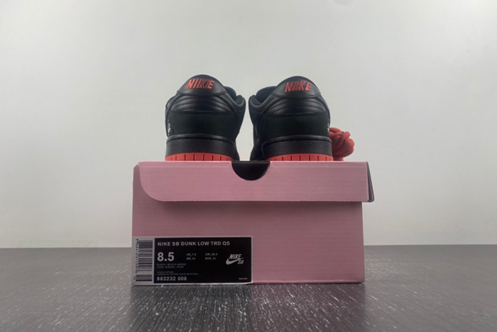 Nike Dunk SB Low TRD QS “Pigeon”  883232-008
