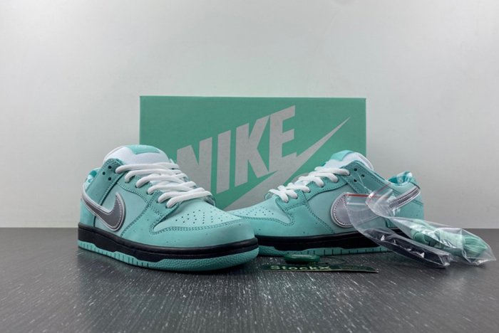 concepts x T*f*ny co. x nike sb dunk low  bv1310-402