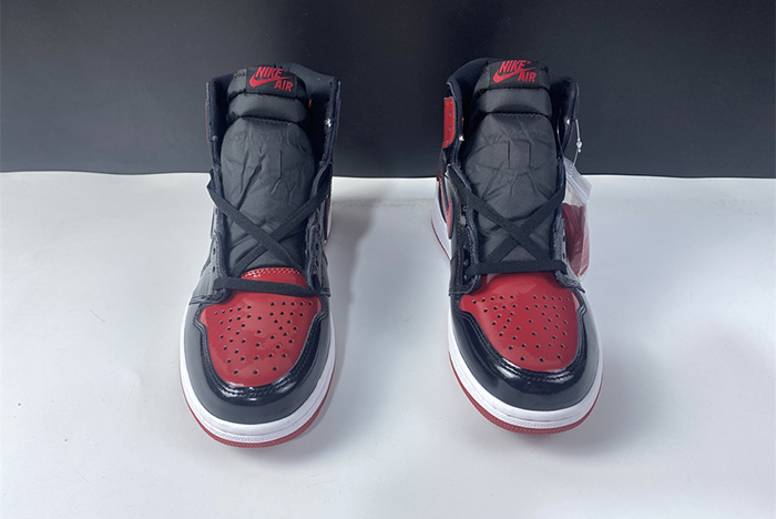 Jordan 1 High OG “Bred Patent” 555088-063