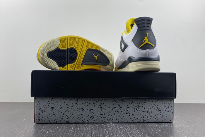 AIR JORDAN AJ7 TOPAZ MIST 442960-104