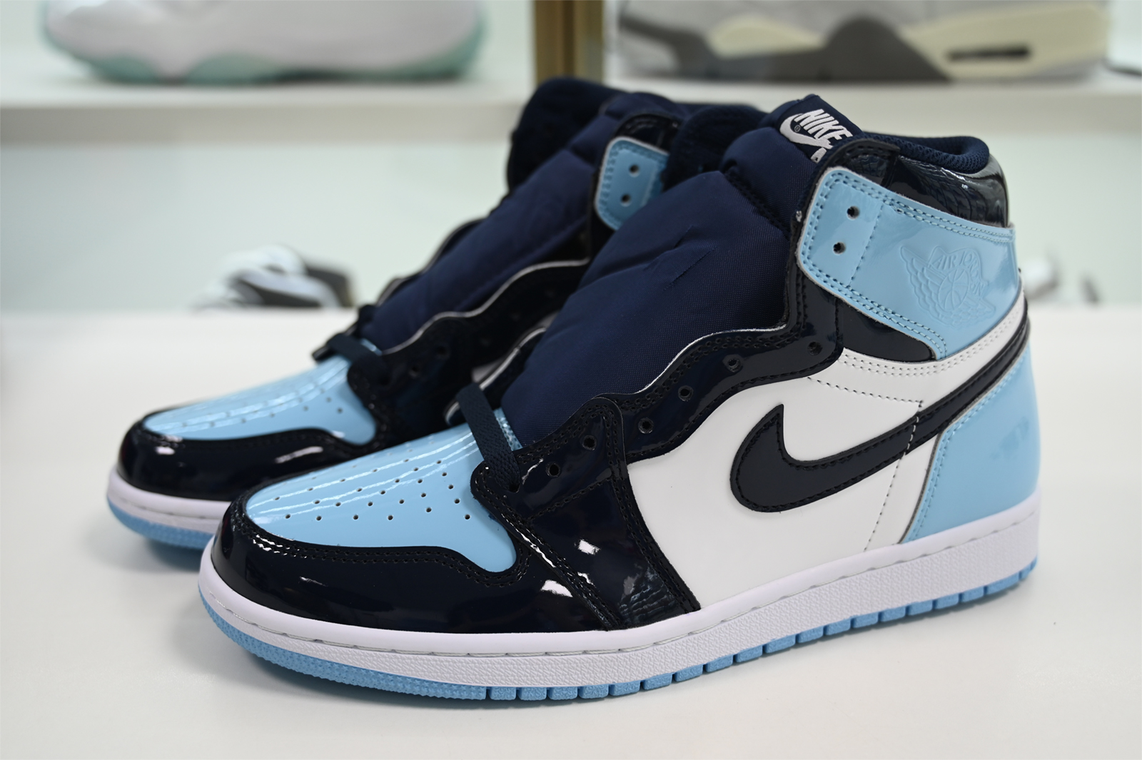 Air Jordan 1 UNC Blue Chill Patent   Leather CD0461-401