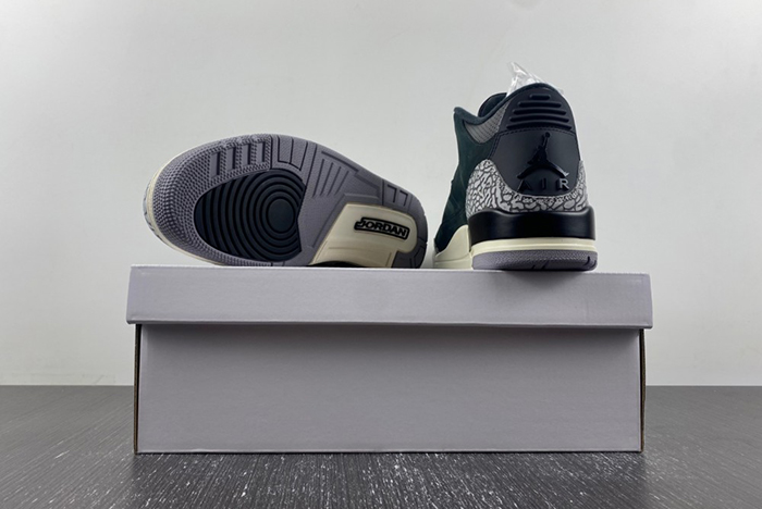 Air Jordan 3 WMNS “Off Noir”  CK9246-001